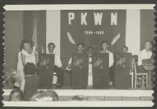 [Występ piosenkarki]