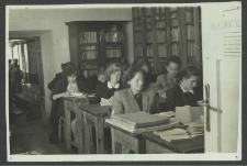 [Czytelnia Miejskiej Biblioteki Publicznej w Radomiu]