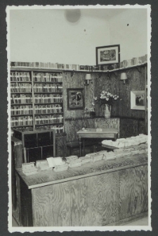 [Wypożyczalnia Miejskiej Biblioteki Publicznej w Radomiu ; ul. Żeromskiego 40]